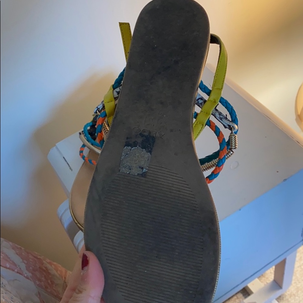 🔴 ALDO Shoe - Picture 2 of 4